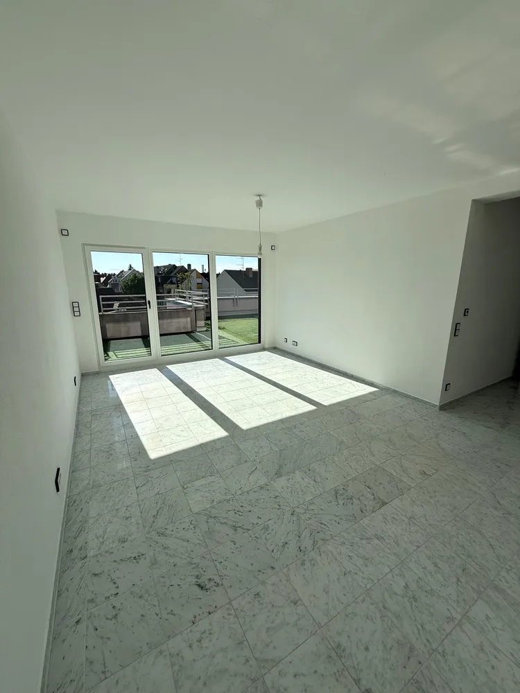 3 Zimmer Wohnung mit 103 m² in Nürnberg – Bild 1
