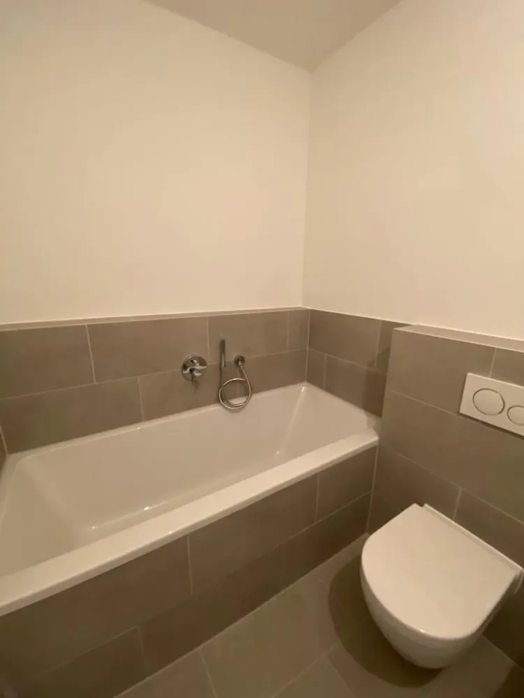 2 Zimmer Wohnung mit 76 m² in München – Bild 12
