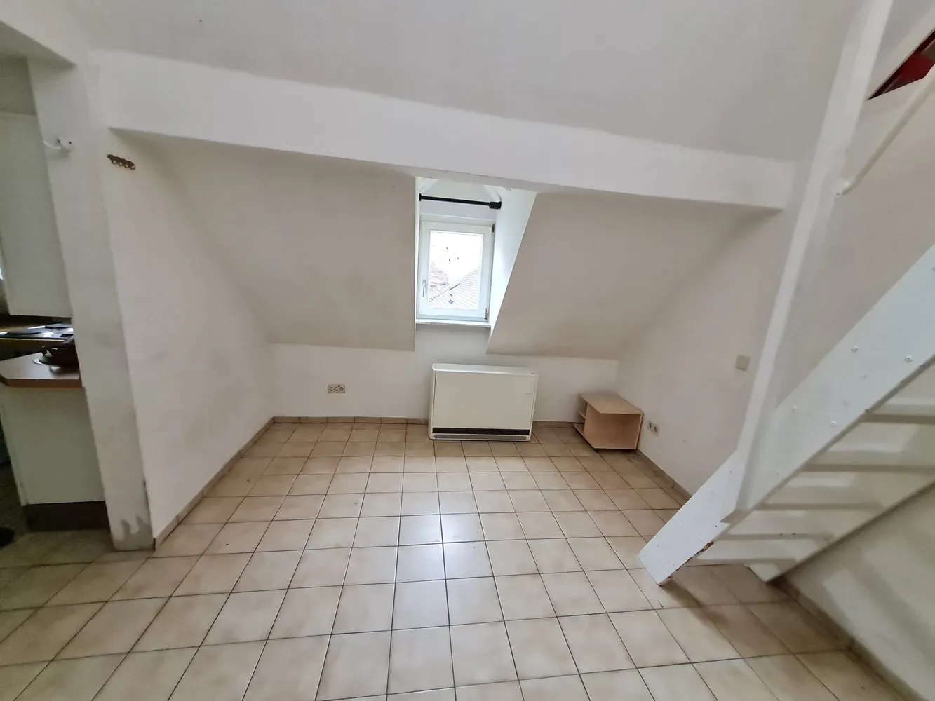 2 Zimmer Wohnung mit 38 m² in Karlsruhe – Bild 3