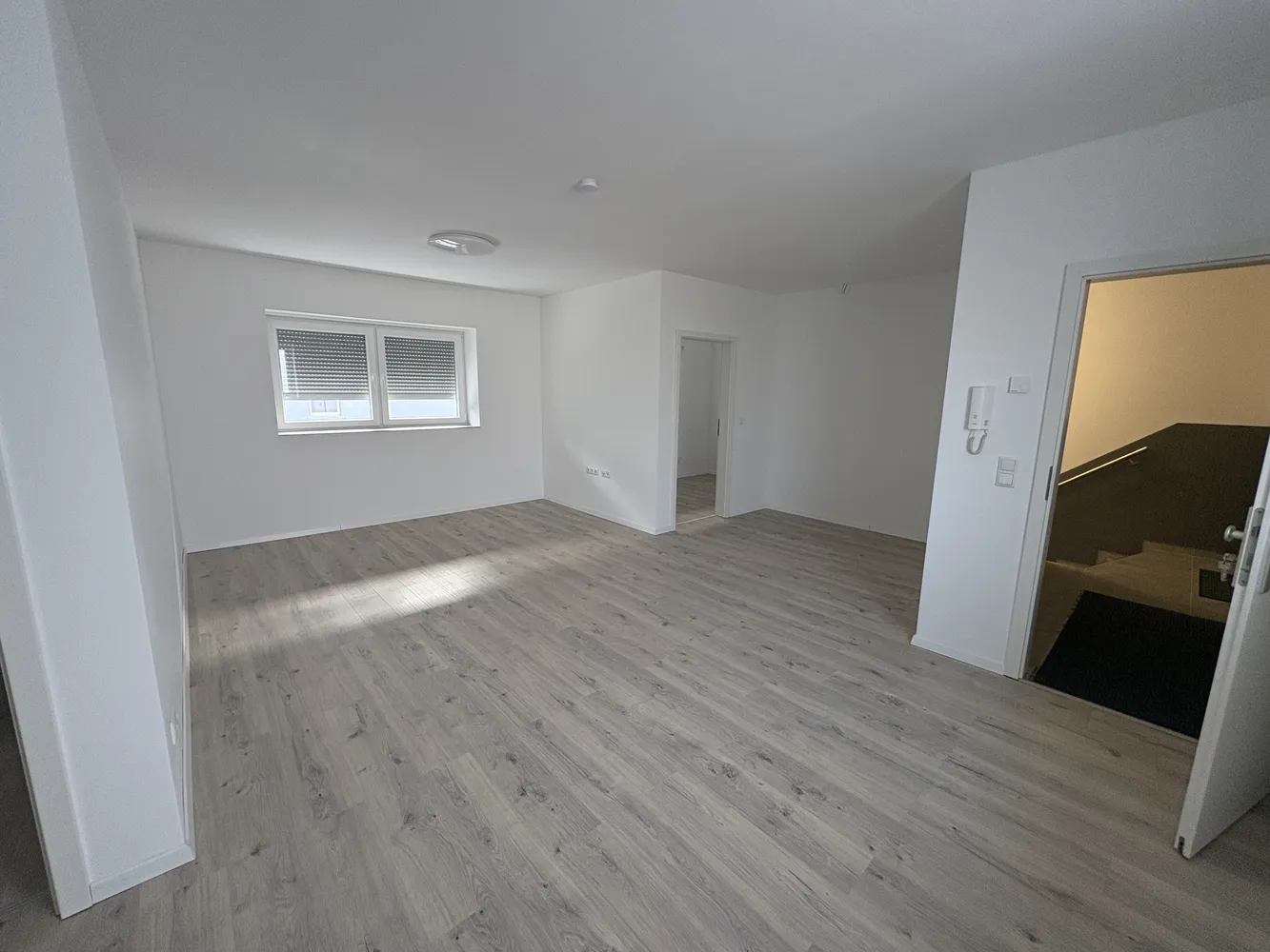 2 Zimmer Wohnung mit 65 m² in Iserlohn – Bild 2