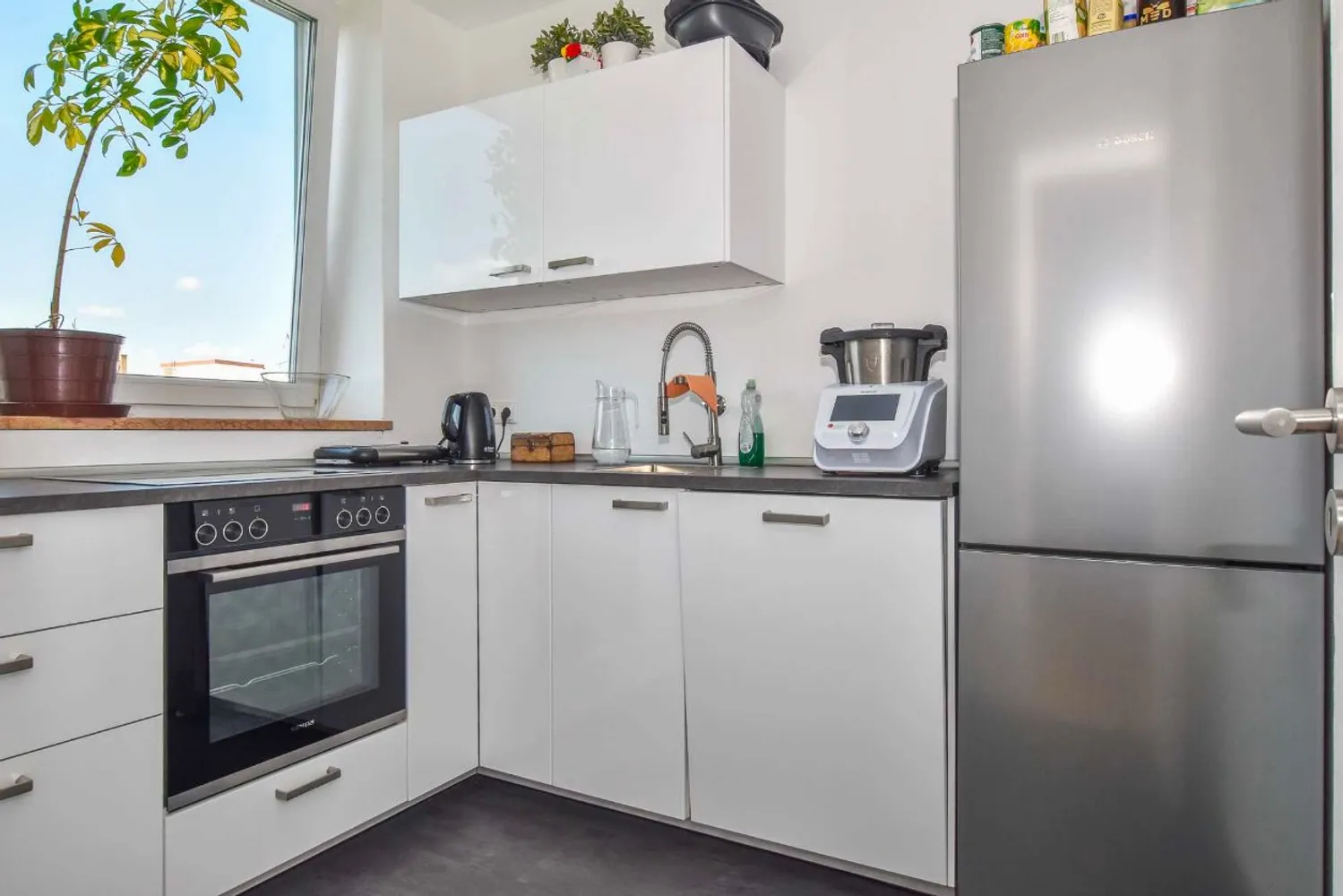 2 Zimmer Wohnung mit 57 m² in München – Bild 5