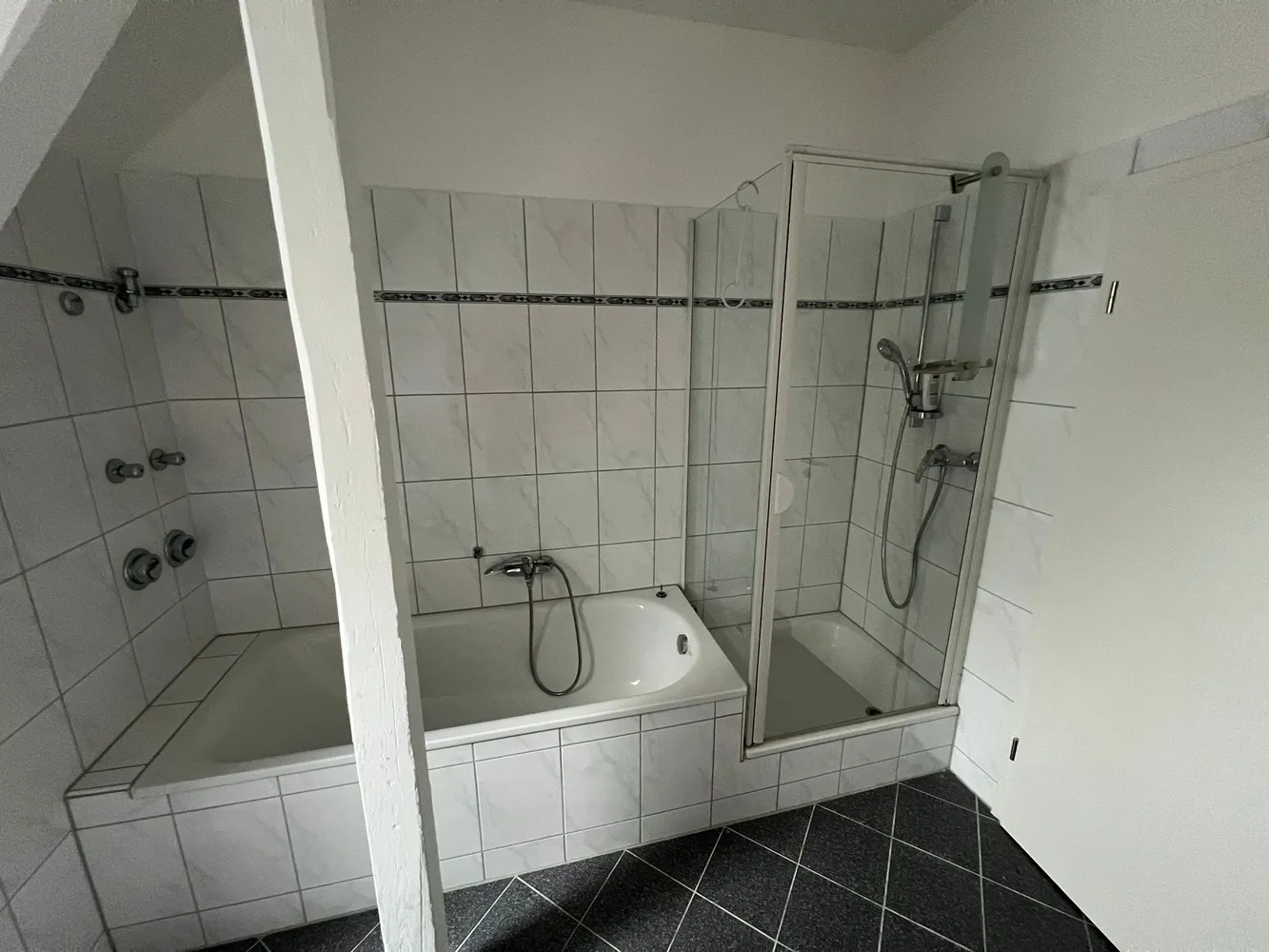 3 Zimmer Wohnung mit 81 m² in Essen – Bild 7