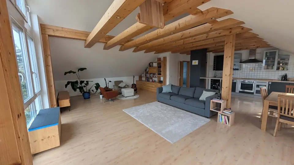 2 Zimmer Wohnung mit 120 m² in Erlangen – Bild 1