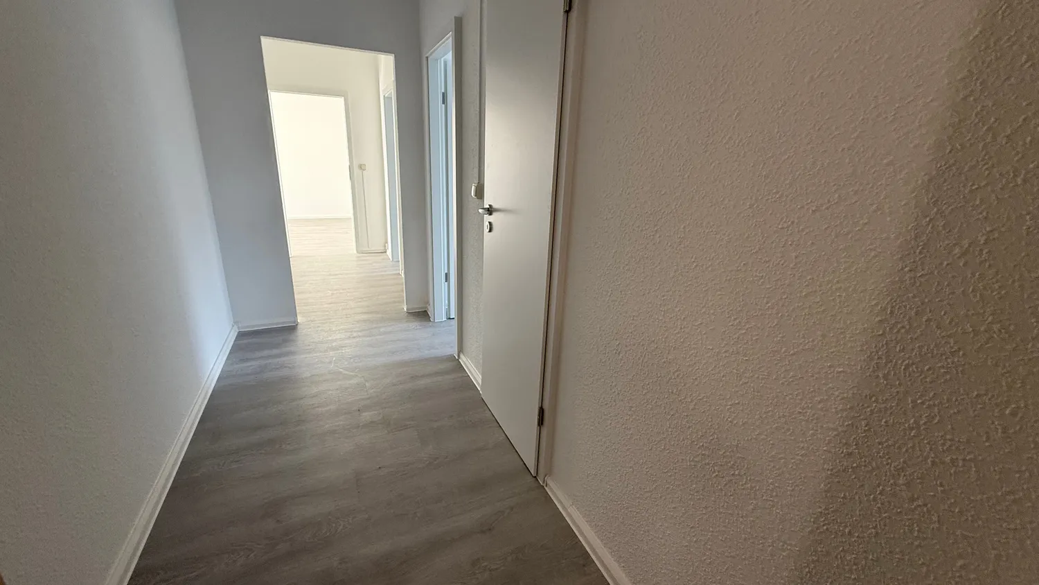 4 Zimmer Wohnung mit 90 m² in Chemnitz – Bild 5