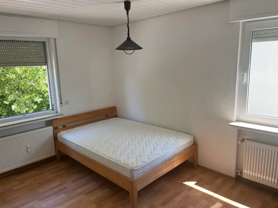 WG-Zimmer mit 92 m² in Rüsselsheim am Main – Bild 1