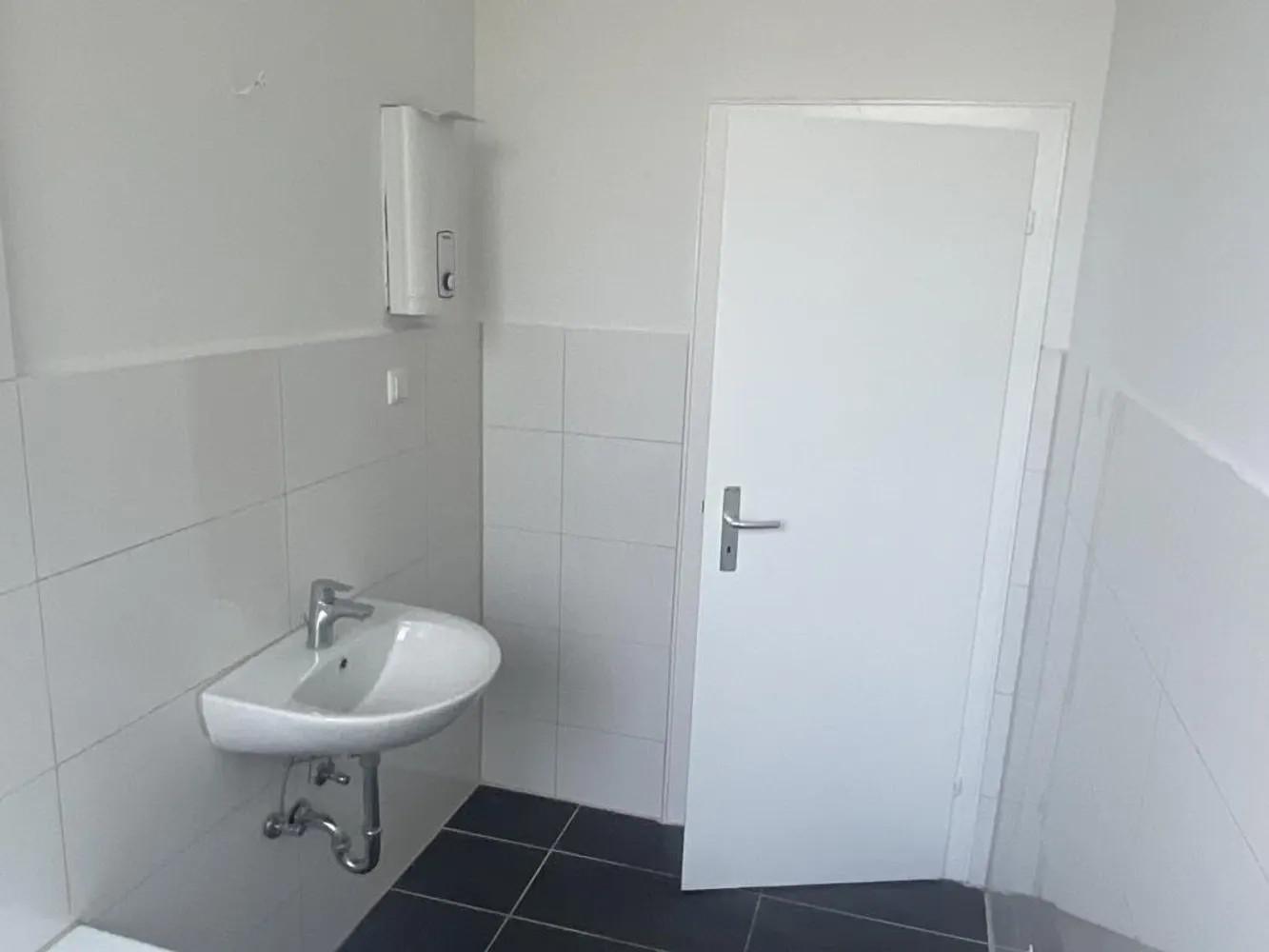 2 Zimmer Wohnung mit 66 m² in Duisburg – Bild 4