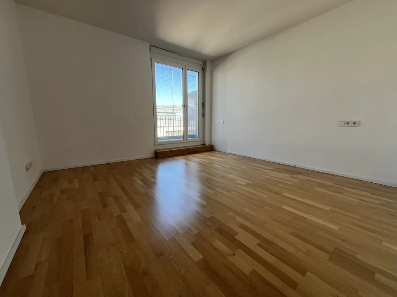 2 Zimmer Wohnung mit 74 m² in Stuttgart – Bild 4