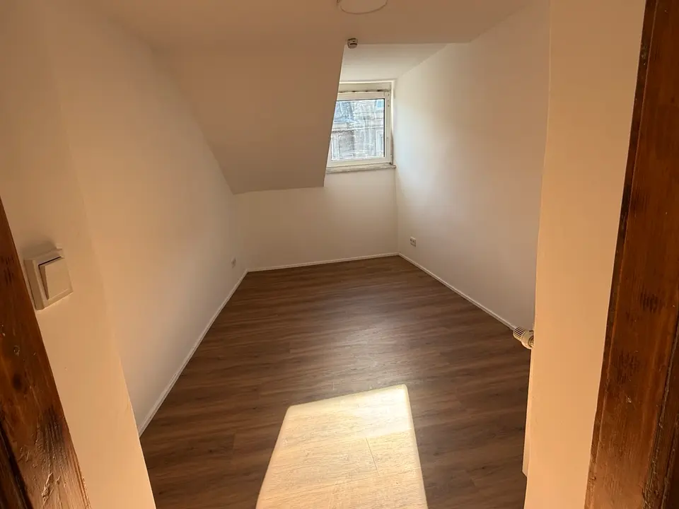 2 Zimmer Wohnung mit 30 m² in Saarbrücken – Bild 6