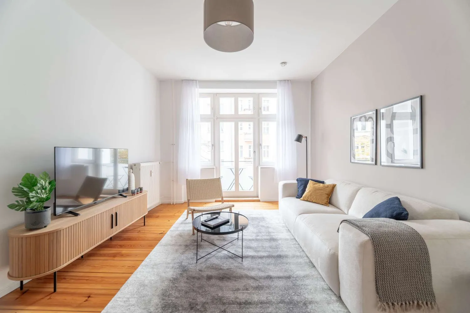 2 room apartment with 56 m² in Berlin – Photo 1