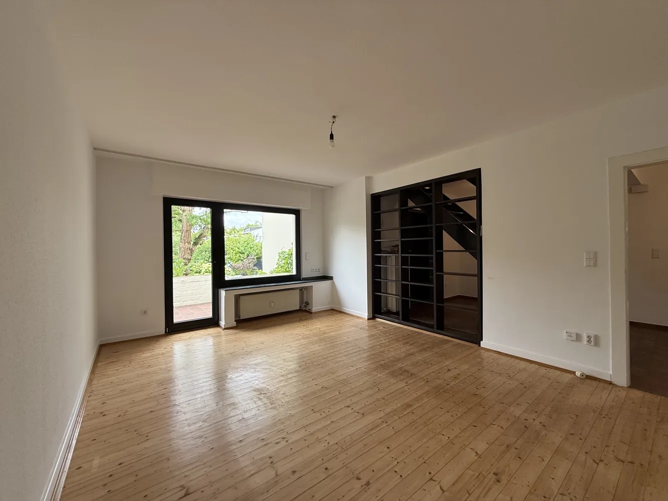 4 Zimmer Wohnung mit 108 m² in Düsseldorf – Bild 1