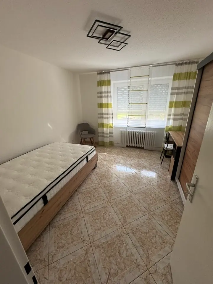 WG-Zimmer mit 65 m² in Frankfurt am Main – Bild 2