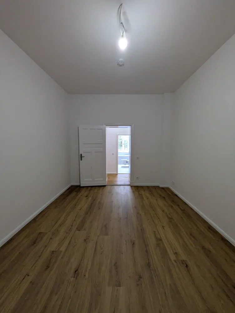 3 room apartment with 110 m² in Berlin – Photo 9
