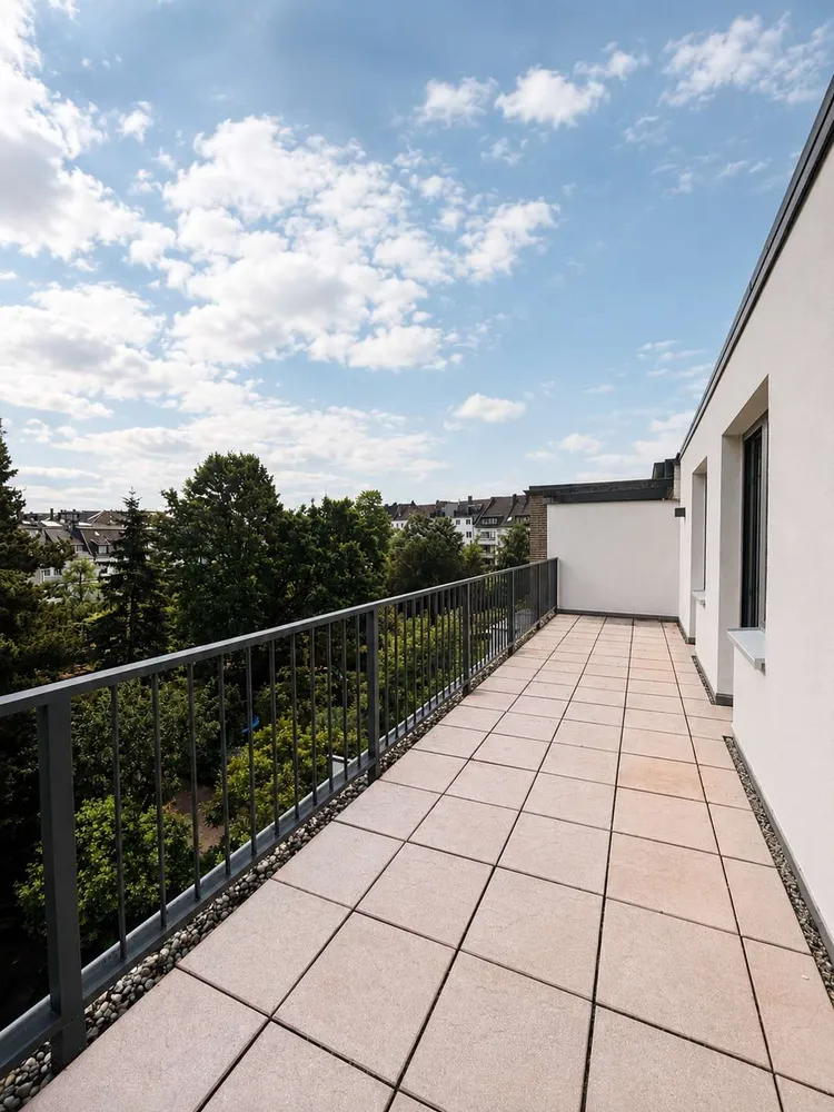 2 Zimmer Wohnung mit 70 m² in Düsseldorf – Bild 3