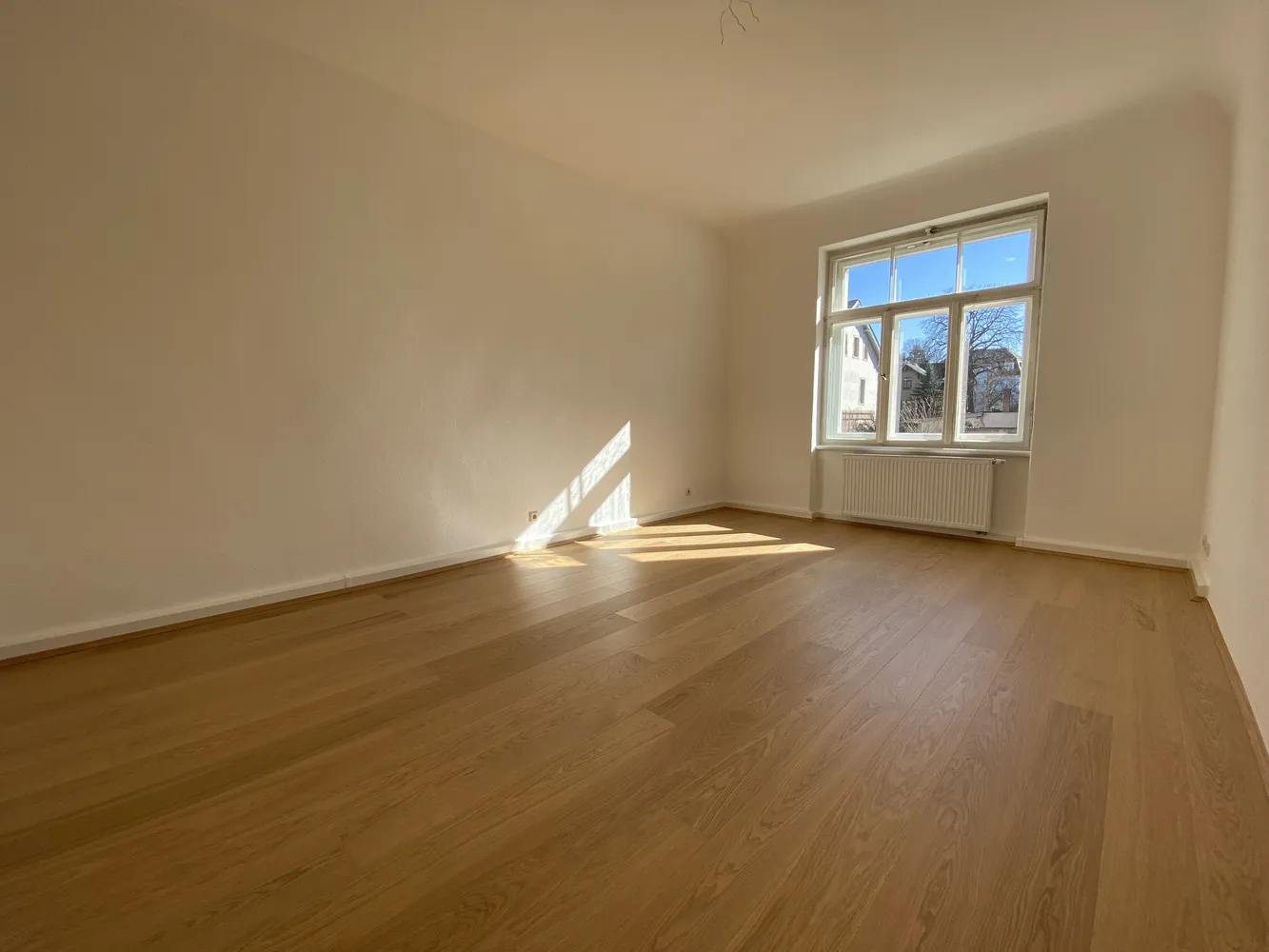 2 Zimmer Wohnung mit 71 m² in Dresden – Bild 2