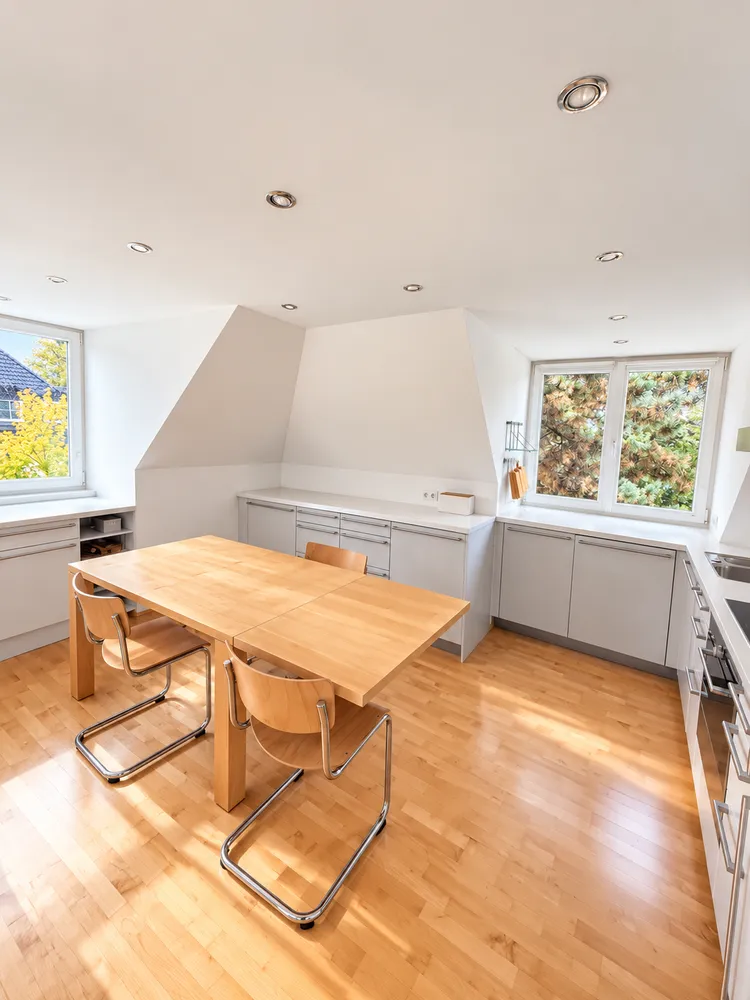 3 Zimmer Wohnung mit 103 m² in München – Bild 3