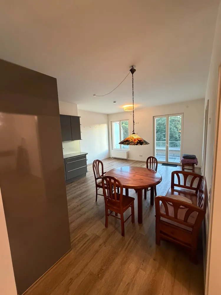 2 Zimmer Wohnung mit 84 m² in Berlin – Bild 6