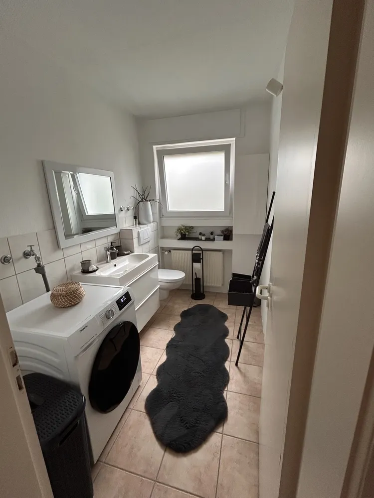 4 Zimmer Wohnung mit 149 m² in Solingen – Bild 3