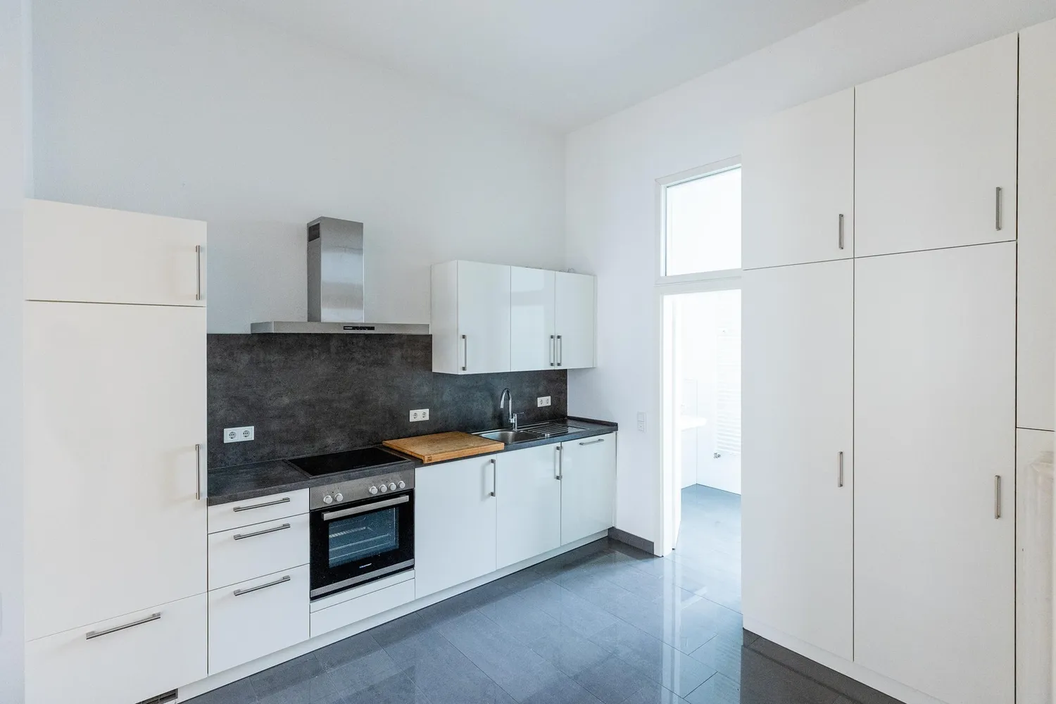2 Zimmer Wohnung mit 67 m² in Frankfurt am Main – Bild 4