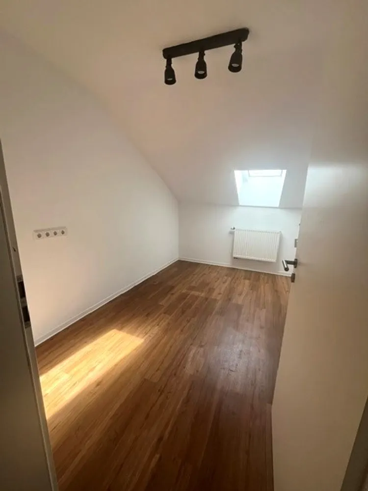 5 Zimmer Wohnung mit 116 m² in Wiesbaden – Bild 7