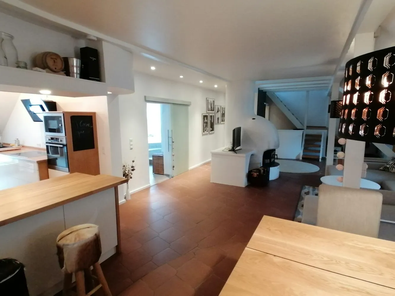 2 room apartment with 110 m² in Pirmasens – Photo 2