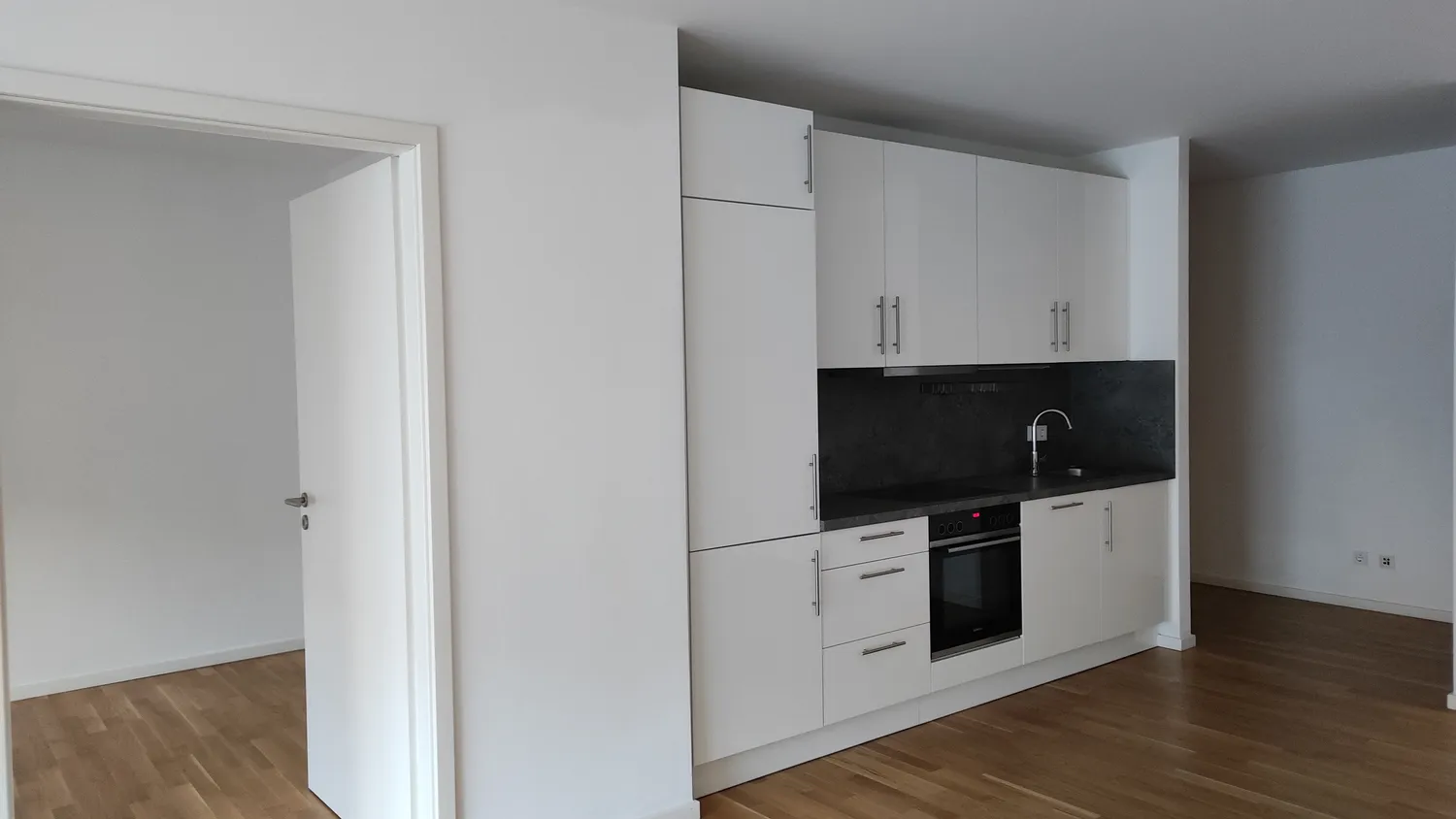 2 Zimmer Wohnung mit 71 m² in Frankfurt am Main – Bild 2