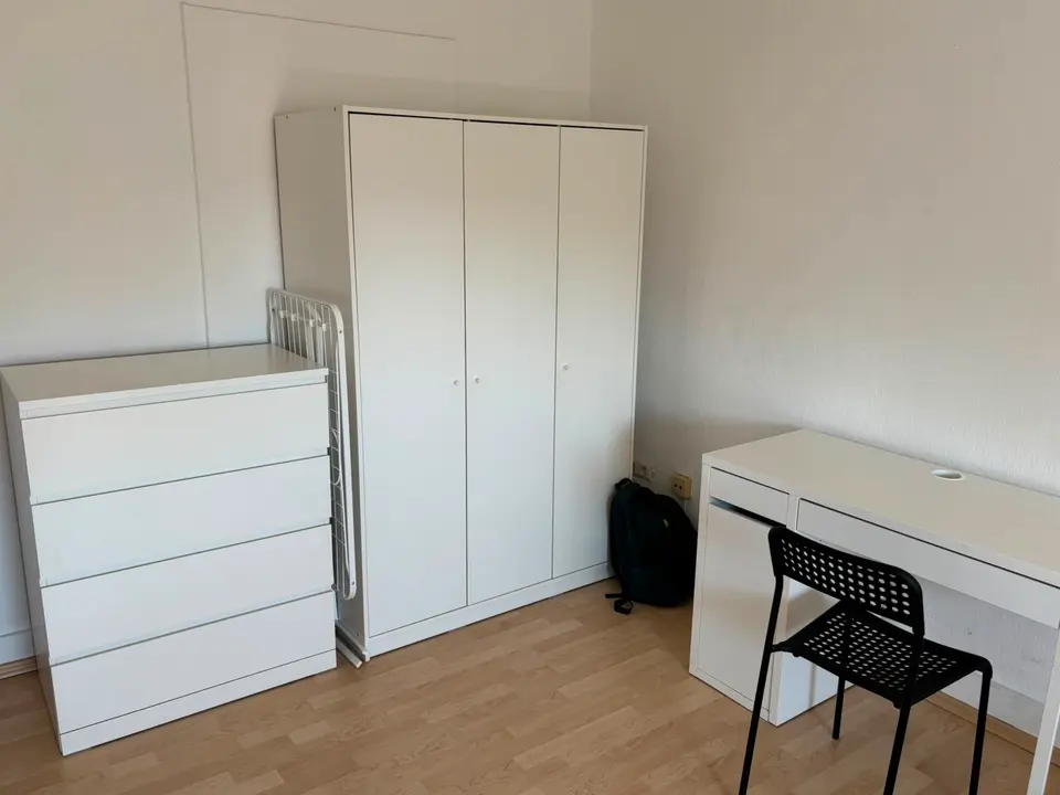 WG-Zimmer mit 18 m² in Karlsruhe – Bild 2