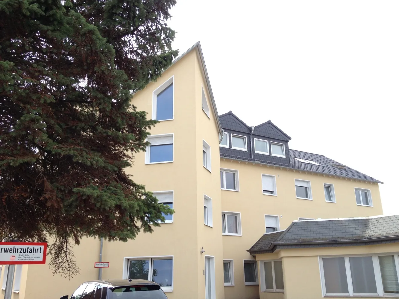 2 room apartment with 91 m² in Cologne – Photo 1