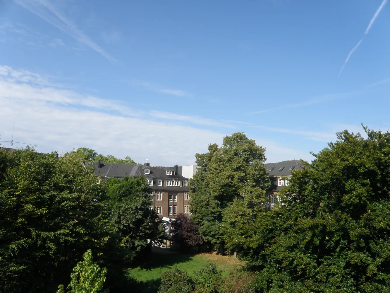 3 Zimmer Wohnung mit 112 m² in Düsseldorf – Bild 1