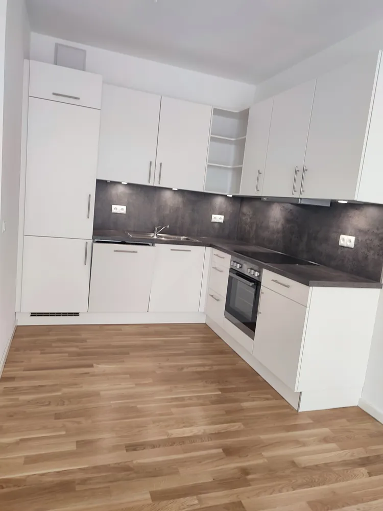 2 Zimmer Wohnung mit 80 m² in Potsdam – Bild 4
