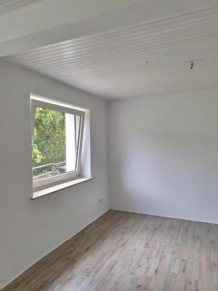 3 Zimmer Wohnung mit 90 m² in Solingen – Bild 1