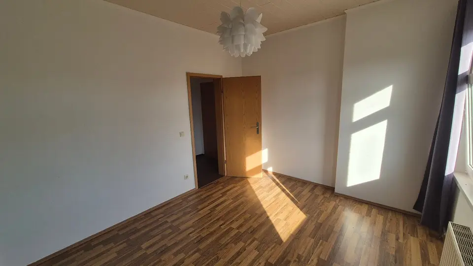2 Zimmer Wohnung mit 50 m² in Halle (Saale) – Bild 2