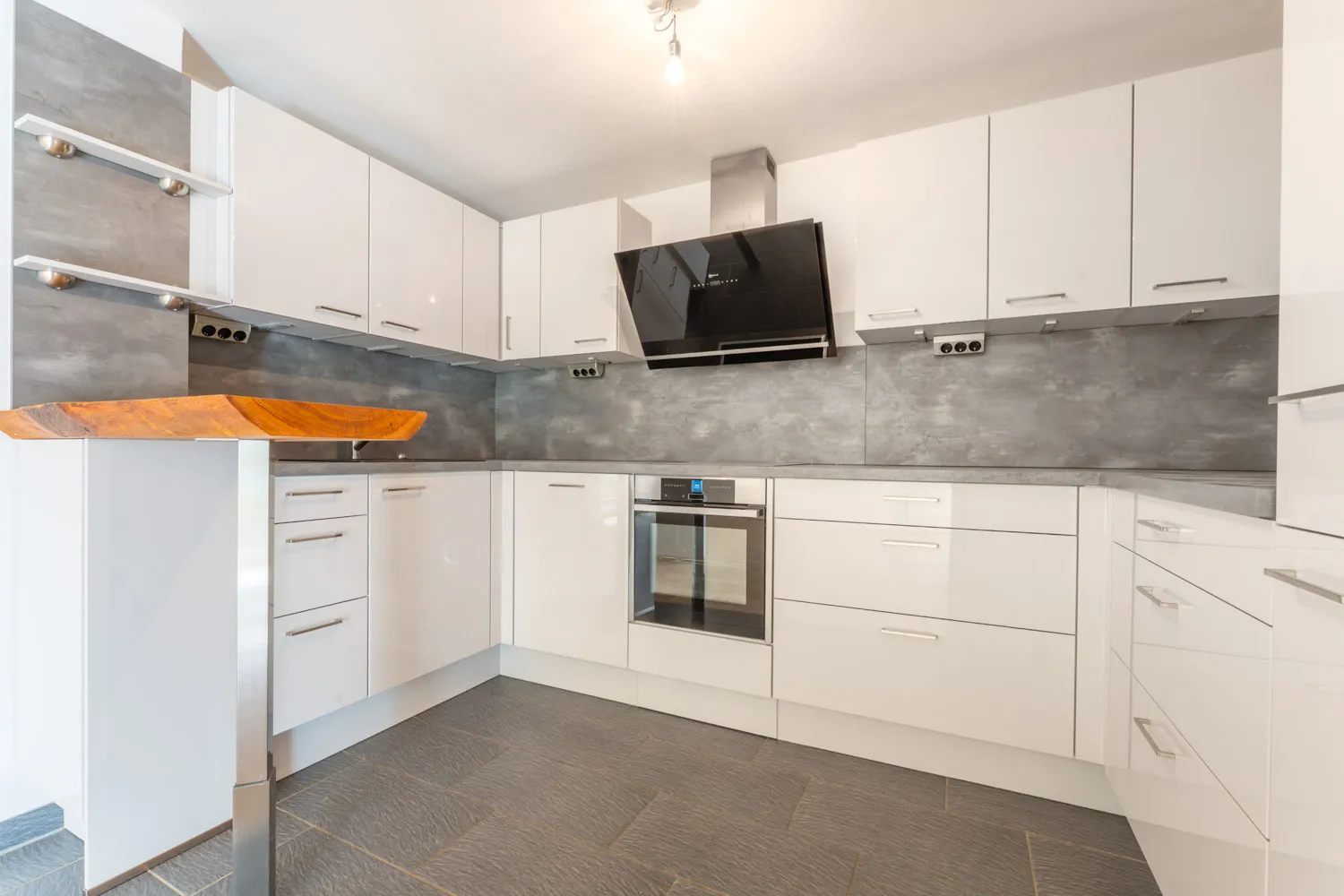 3 Zimmer Wohnung mit 114 m² in München – Bild 3