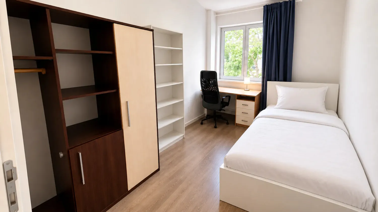 Shared room with 13 m² in Berlin – Photo 1