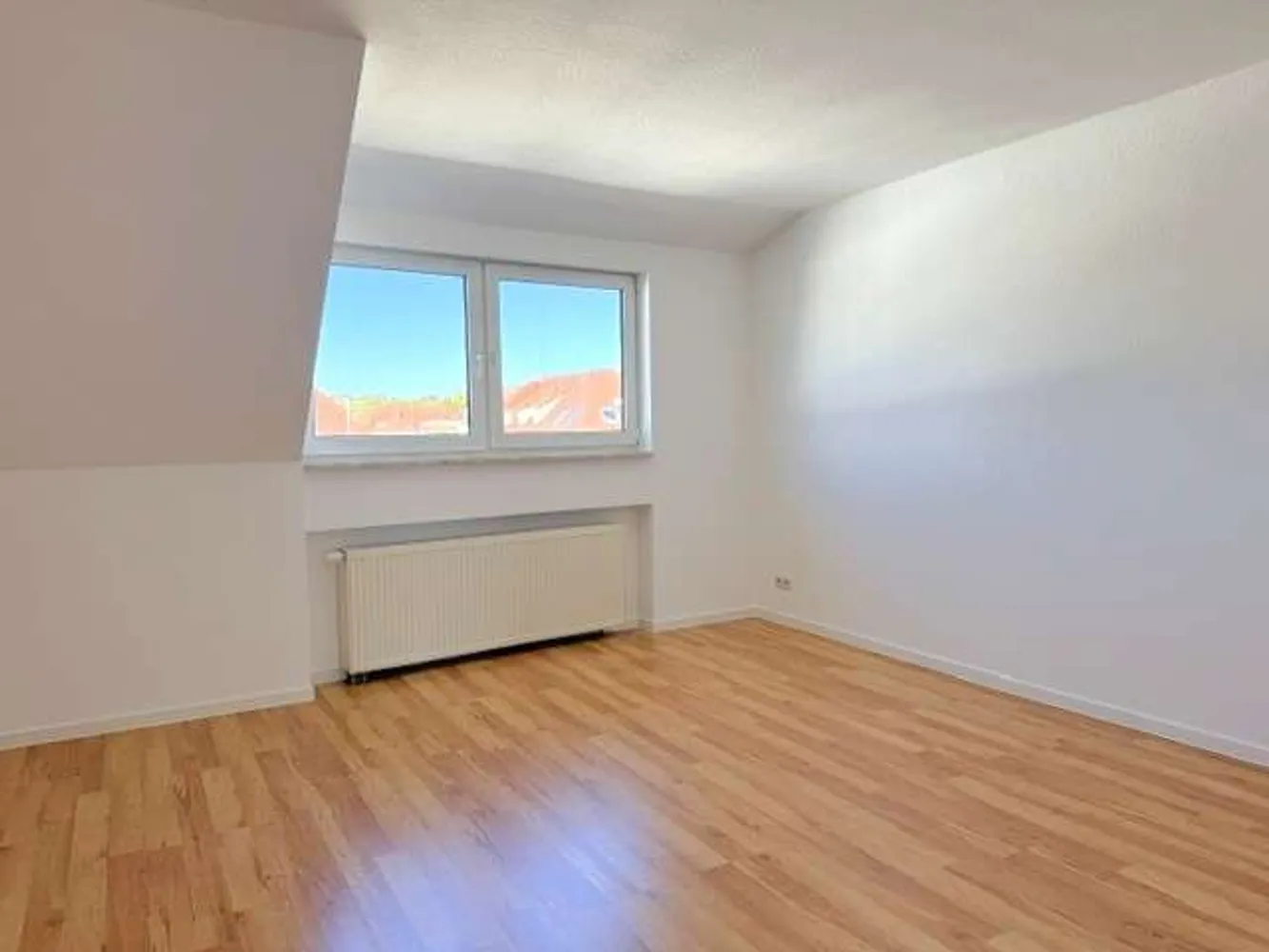 4 Zimmer Wohnung mit 95 m² in Güstrow – Bild 9