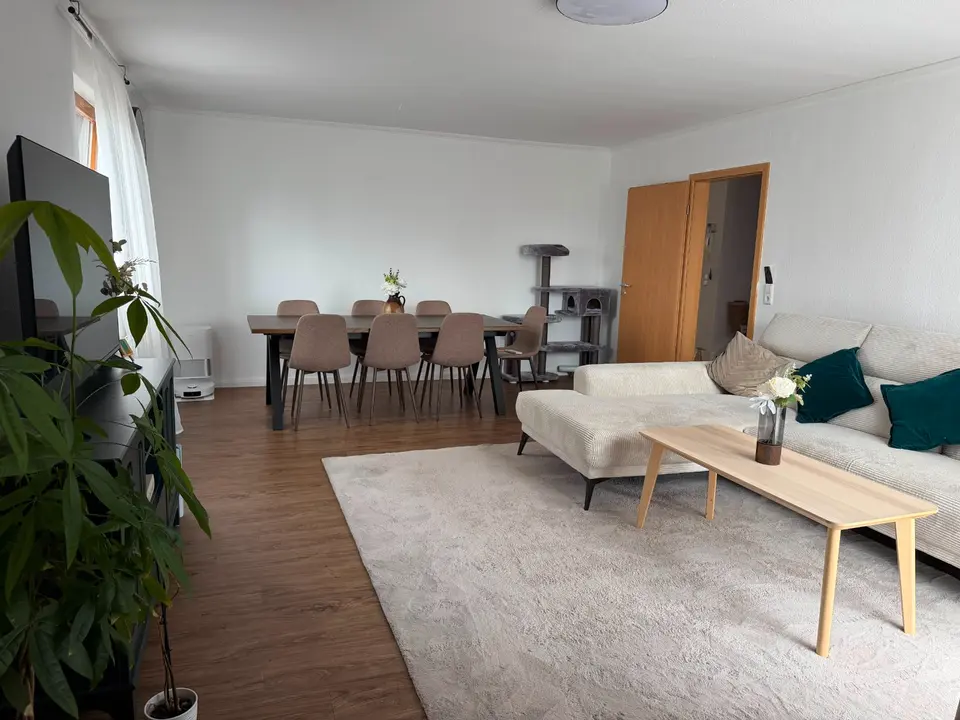 4 Zimmer Wohnung mit 110 m² in Bremen – Bild 1