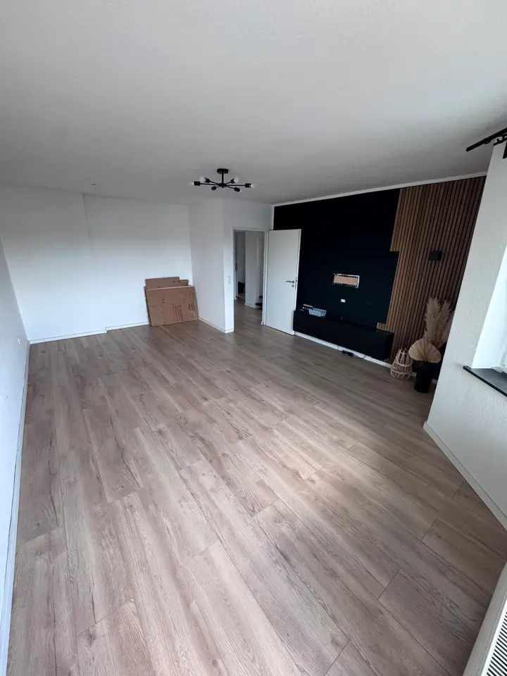 4 Zimmer Wohnung mit 120 m² in Neuss – Bild 1