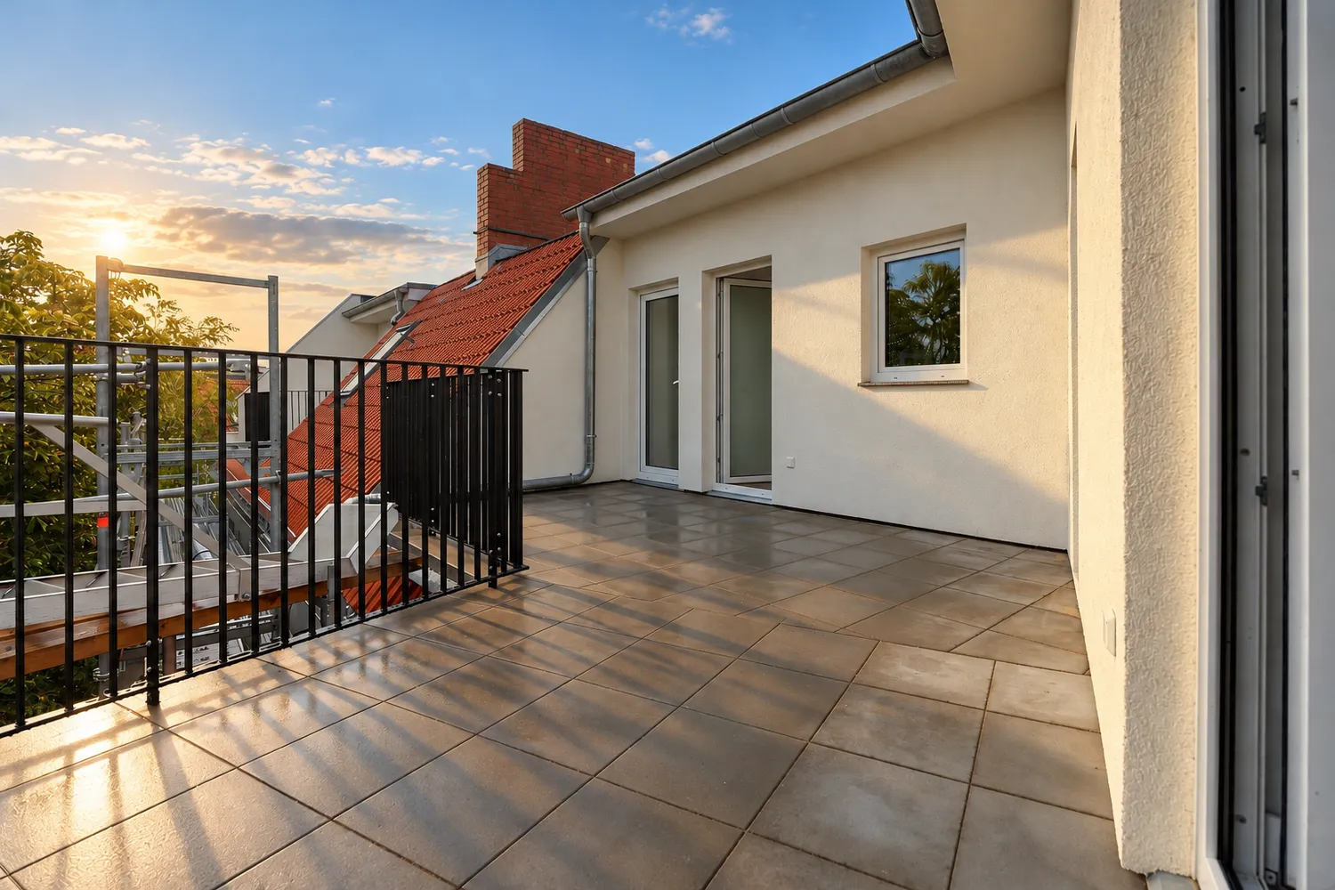 2 Zimmer Wohnung mit 84 m² in Berlin – Bild 1