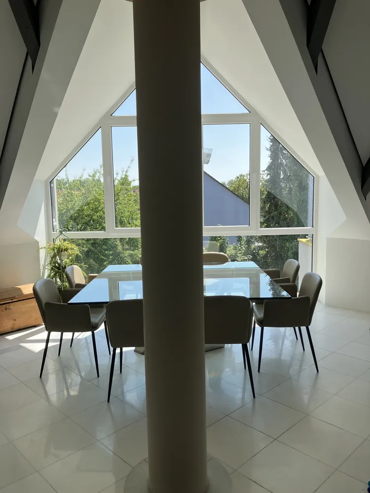 5 Zimmer Wohnung mit 225 m² in Mainz – Bild 1