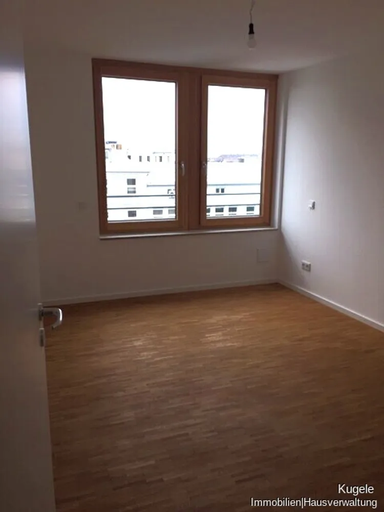 4 Zimmer Wohnung mit 166 m² in München – Bild 10