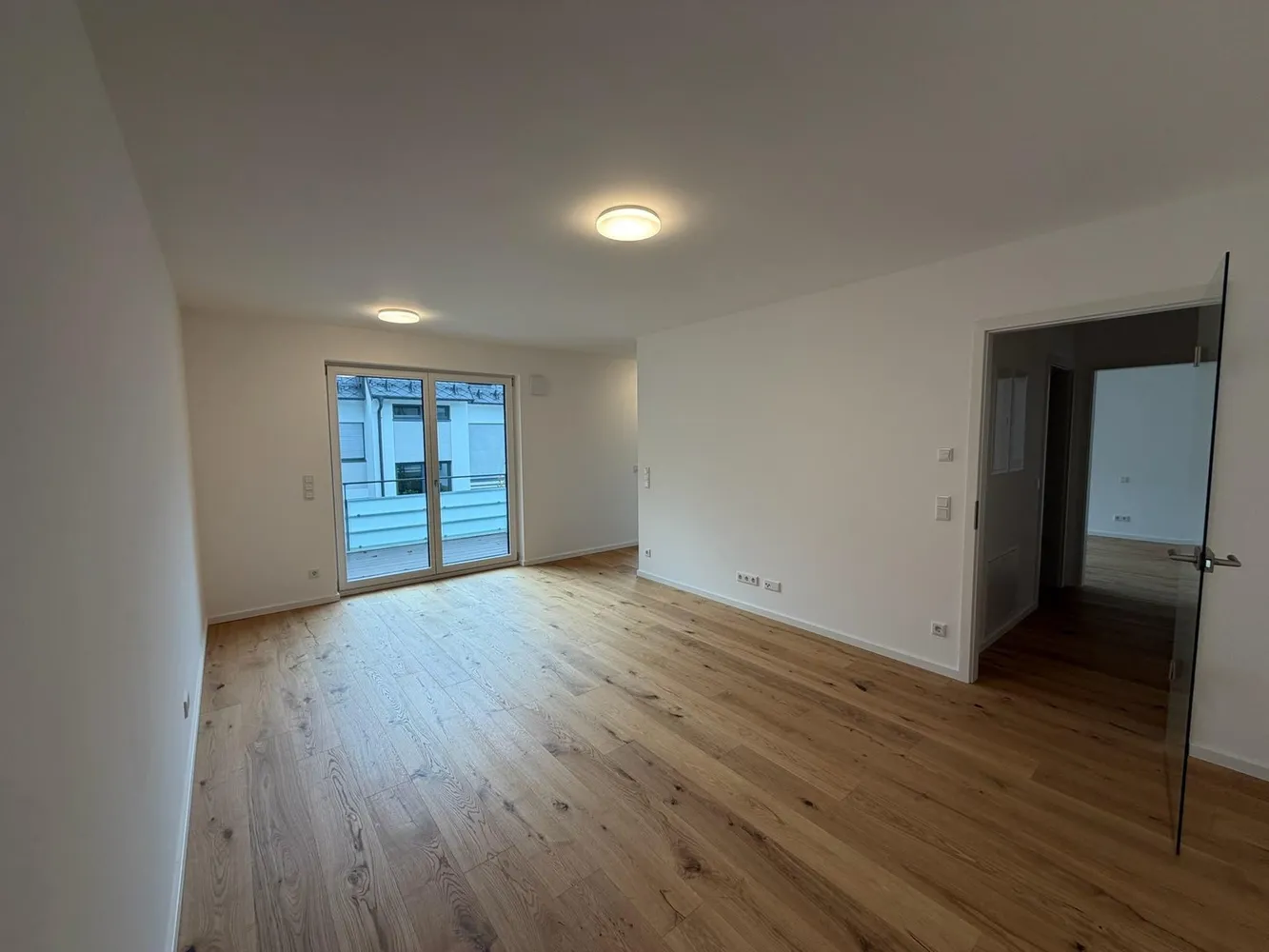 2 Zimmer Wohnung mit 58 m² in München – Bild 2