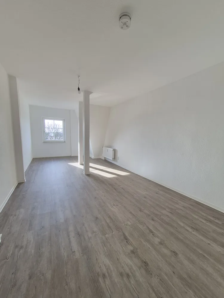 2 Zimmer Wohnung mit 83 m² in Magdeburg – Bild 3