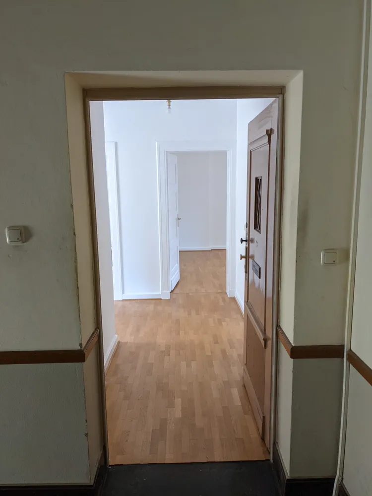 2 Zimmer Wohnung mit 82 m² in Wiesbaden – Bild 3