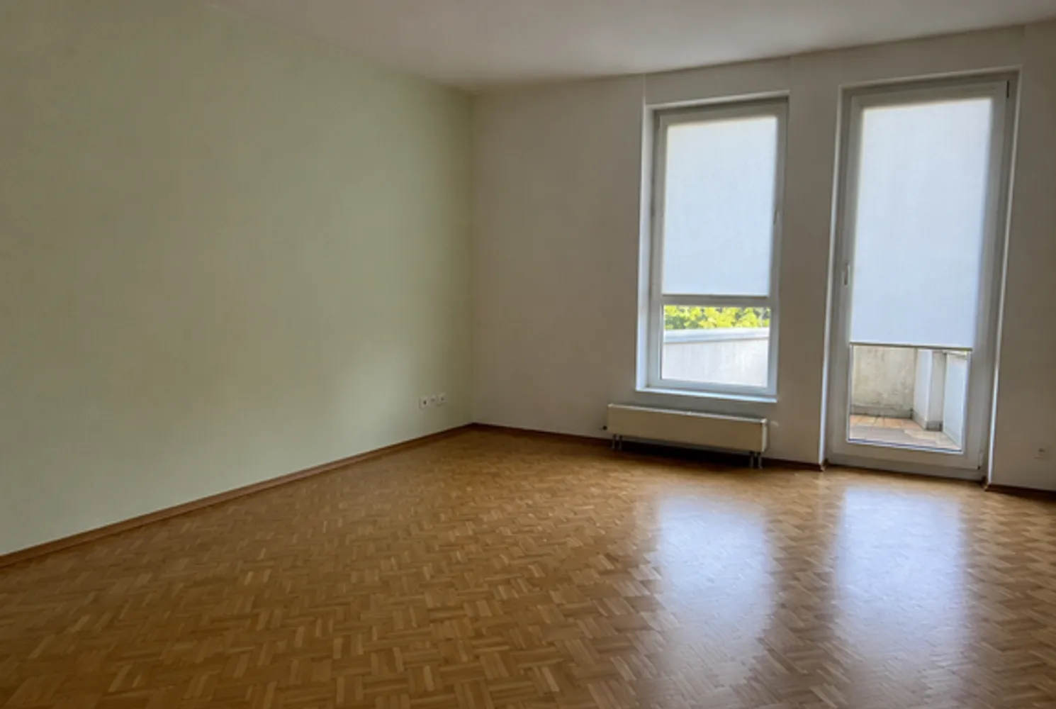 2 room apartment with 75 m² in Berlin – Photo 2