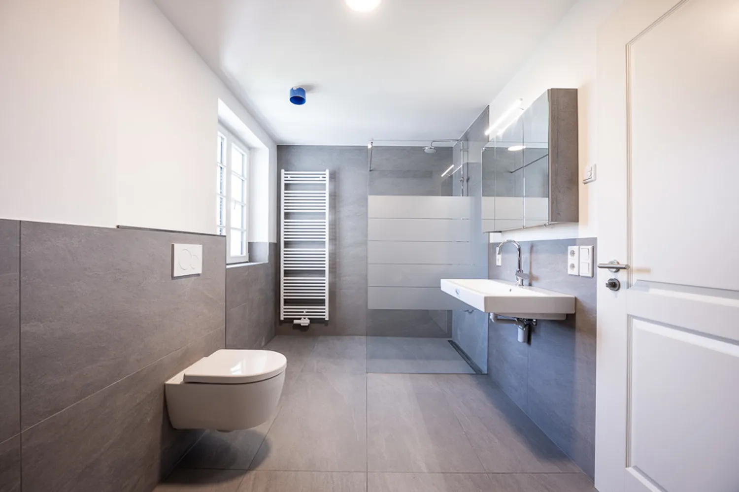 4 Zimmer Wohnung mit 120 m² in Krefeld – Bild 2