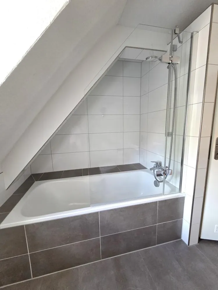 4 Zimmer Wohnung mit 106 m² in Karlsruhe – Bild 7