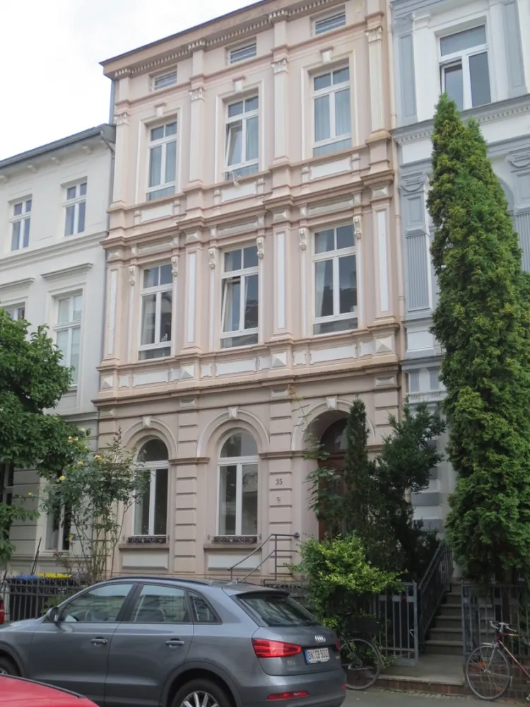 2 Zimmer Wohnung mit 78 m² in Bonn – Bild 1