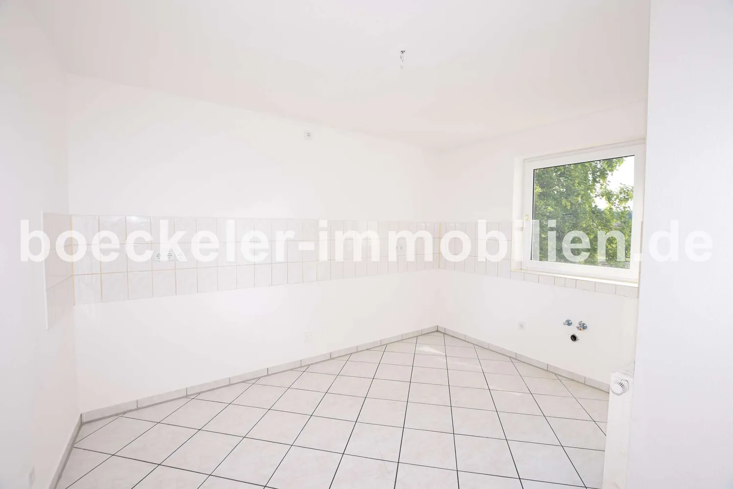 3 Zimmer Wohnung mit 78 m² in Weißenfels – Bild 1