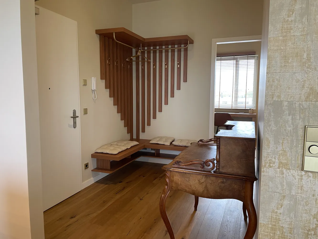 4 Zimmer Wohnung mit 140 m² in Berlin – Bild 3