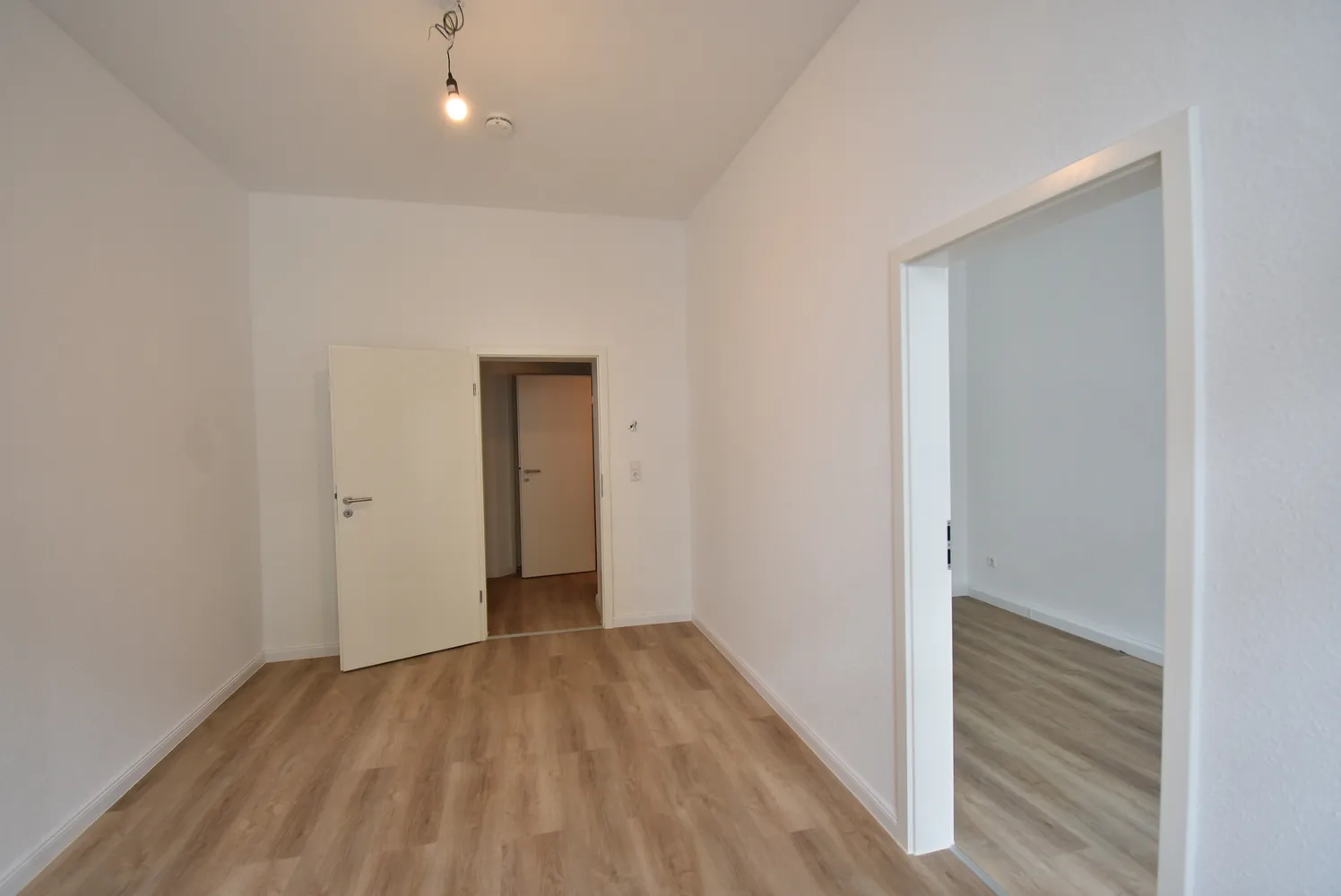 3 room apartment with 63 m² in Düsseldorf – Photo 3