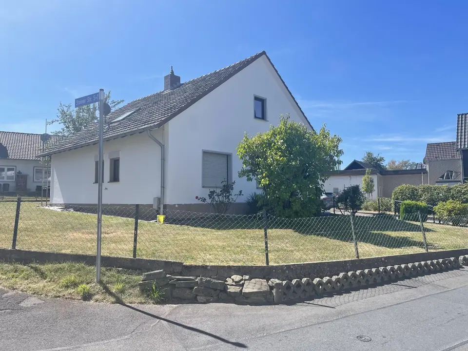 5 Zimmer Haus mit 120 m² in Bonn – Bild 1